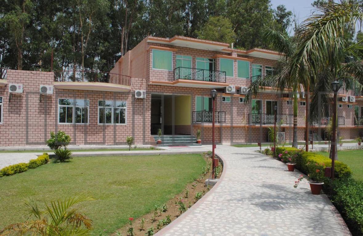 Anandi Water Park And Resort